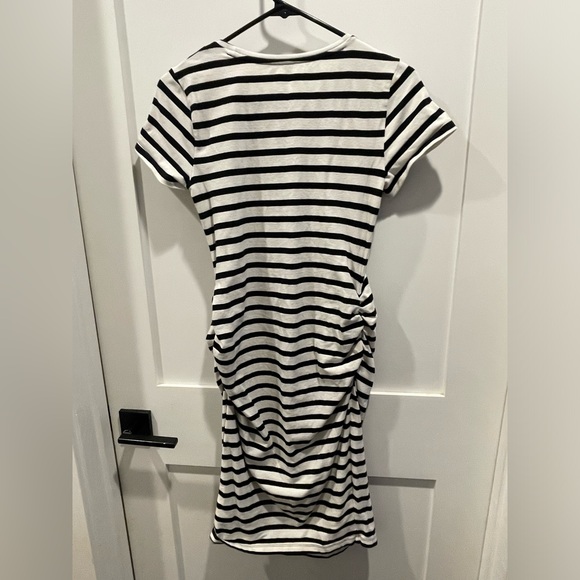 Maternity Old Navy Dress - Medium - Picture 4 of 4